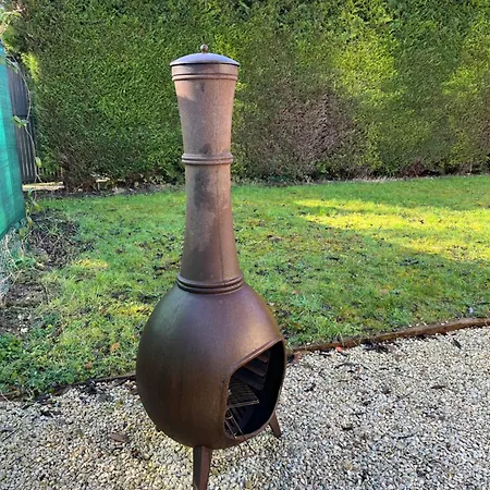 Hébergement de vacances Maison Au Calme Au Pied Du Parc Saint Pierre, Proche Cathédrale, Hortillonnages Et Gare Amiens